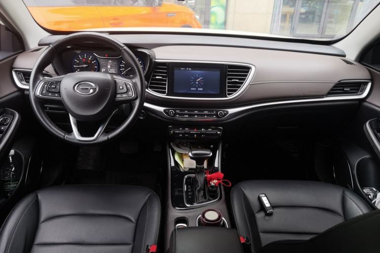 Used GAC Trumpchi GA4 2018 200T Automatic Luxury Edition Center Console