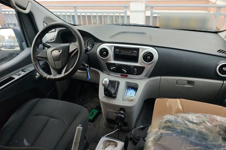 Used JAC Refine M3 2019 Creator Edition 1.8L Luxury Model Center Console