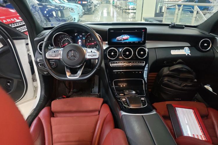Used Mercedes-Benz C-Class 2019 C 260 Sport Edition Center Console
