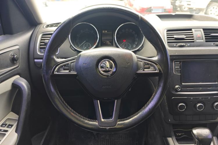 Used Skoda Yeti 2016 1.4TSI DSG Advanced Edition Steering Wheel