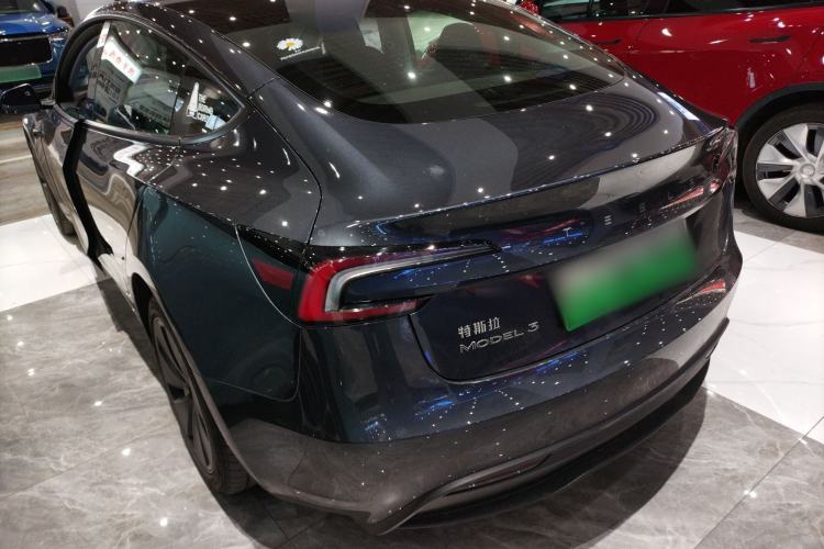 Used Tesla Model 3 2025 Rear-Wheel-Drive Version
