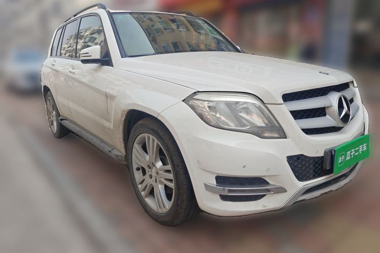 Used Mercedes-Benz GLK-Class 2013 GLK 300 4MATIC Dynamic Edition Front Right 45 Deg