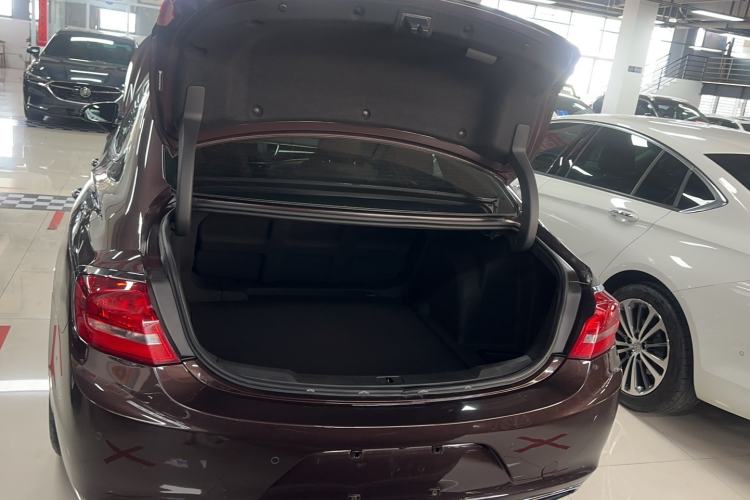 Used Buick LaCrosse 2018 28T Luxury Model