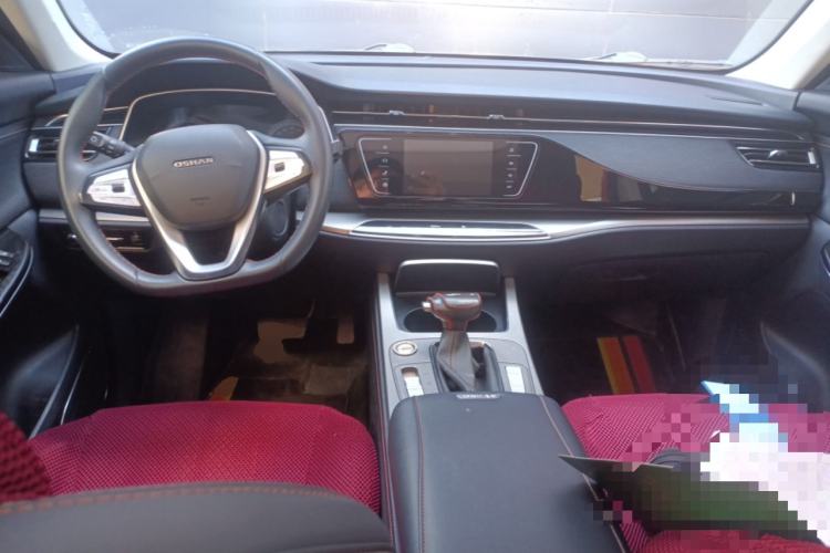 Used CHANGAN OSHAN X7 2020 1.5T Automatic Luxury Version Center Console