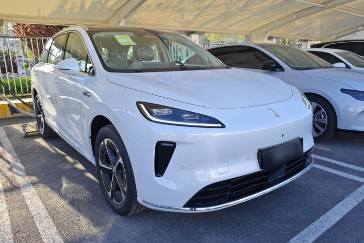 Used Hima H5 2025 Model Range-Extending Pro Front Right 45 Deg