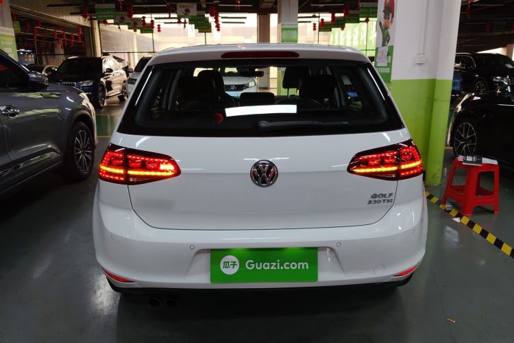 Used Volkswagen Golf 2017 230TSI Automatic Luxury Million-Vehicle Commemorative Edition