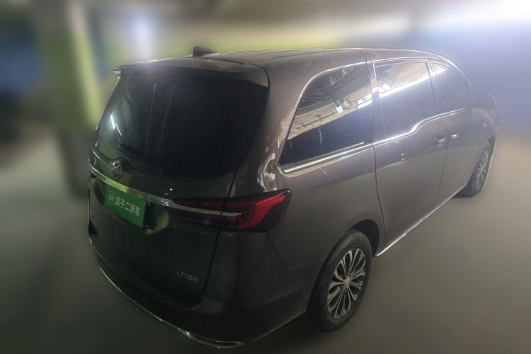 Used Buick GL8 2023 Land Executive Class 652T Luxury Model
