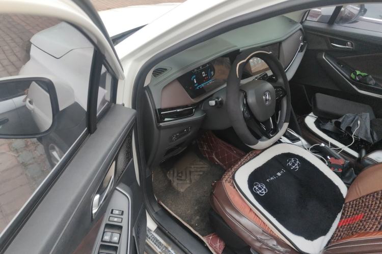 Used CHANGAN CS15 2019 1.5L Automatic Enjoyment Model China V Standard Driver Seat