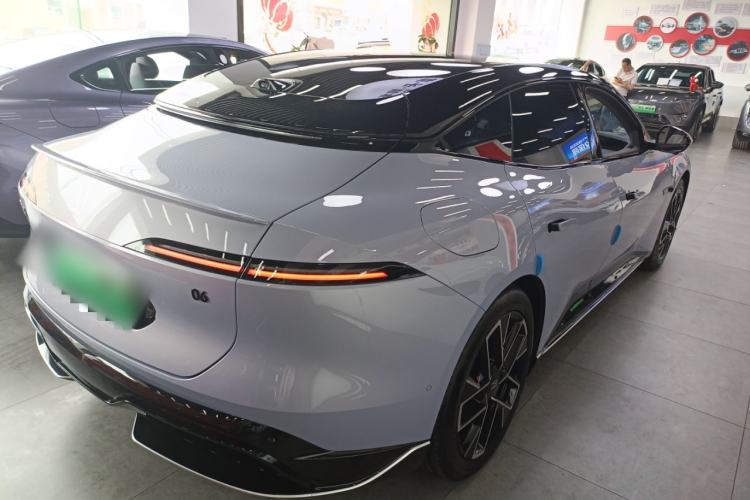 Used Avatr 06 2025 Pro Range-Extended Edition Rear Right 45 Deg