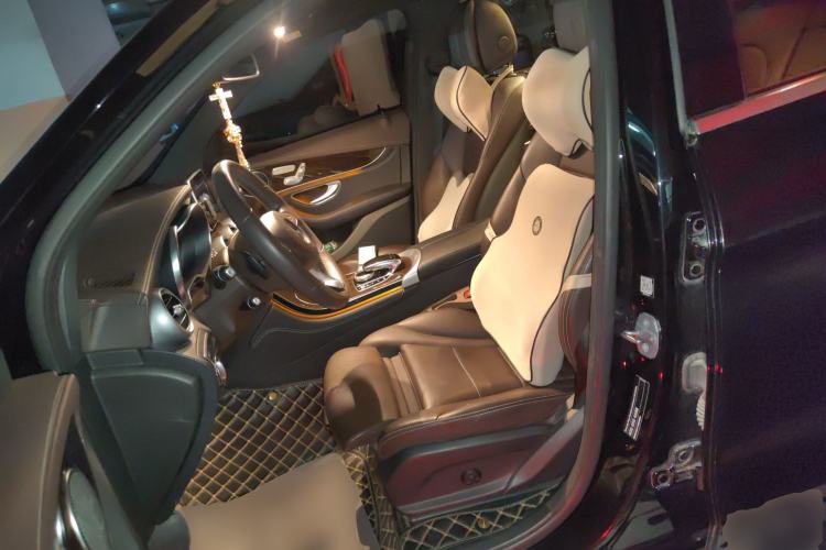 Used Mercedes-Benz GLC 2019 GLC 260 L 4MATIC Dynamic Model Left Front Seat