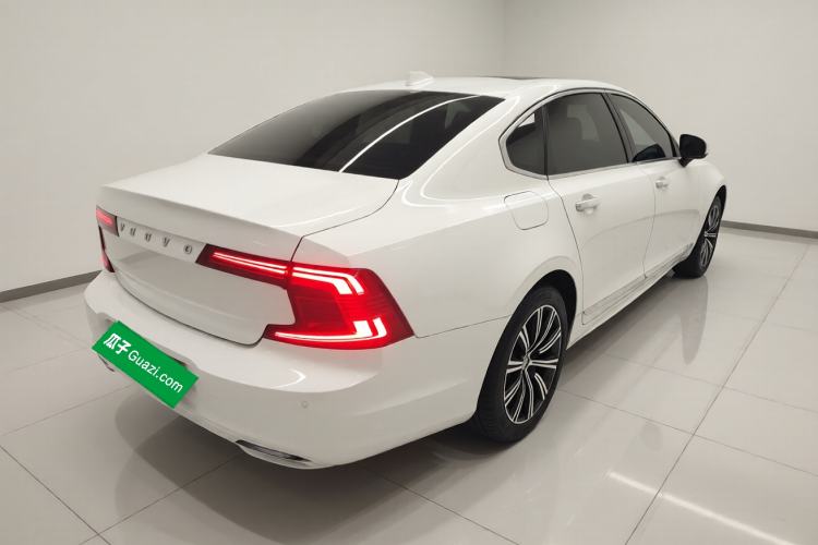 Used Volvo S90 2021 B5 Zhiyuan Luxury Edition
