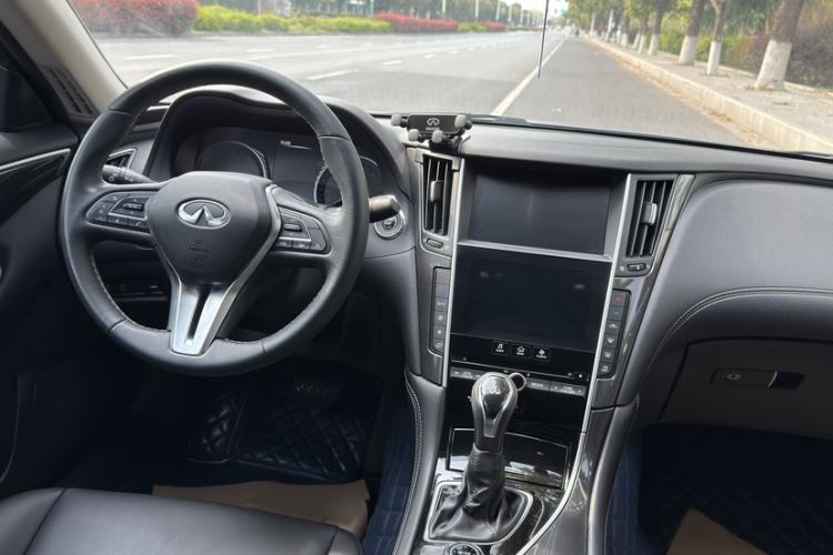 Used Infiniti Q50L 2018 2.0T Comfort Edition China VI Standard