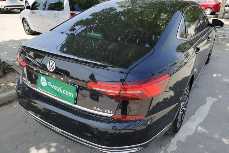 Used Volkswagen Passat 2020 330TSI Luxury Edition China VI