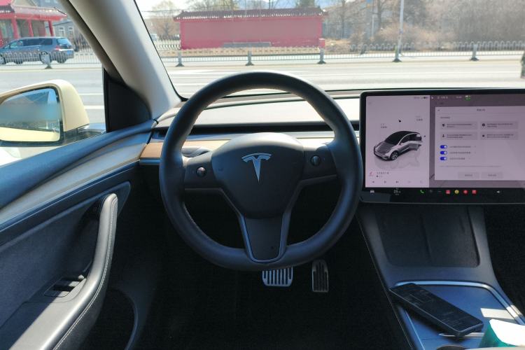 Used Tesla Model Y 2023 Rear-Wheel-Drive Version