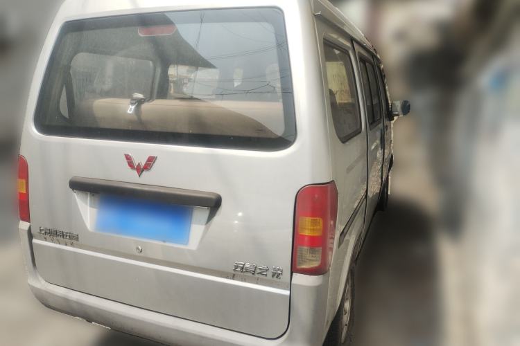 Used Wuling Zhiguang 2015 1.2L Practical LS-I Model Rear Right 45 Deg