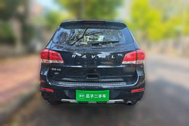 Used Haval H6 2016 Upgraded Model 1.5T Manual Two-Wheel Drive Elite Version Rear