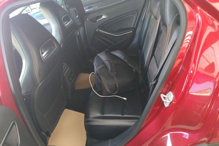 Used Mercedes-Benz GLA 2017 GLA 200 Sport Edition Left Rear Seat