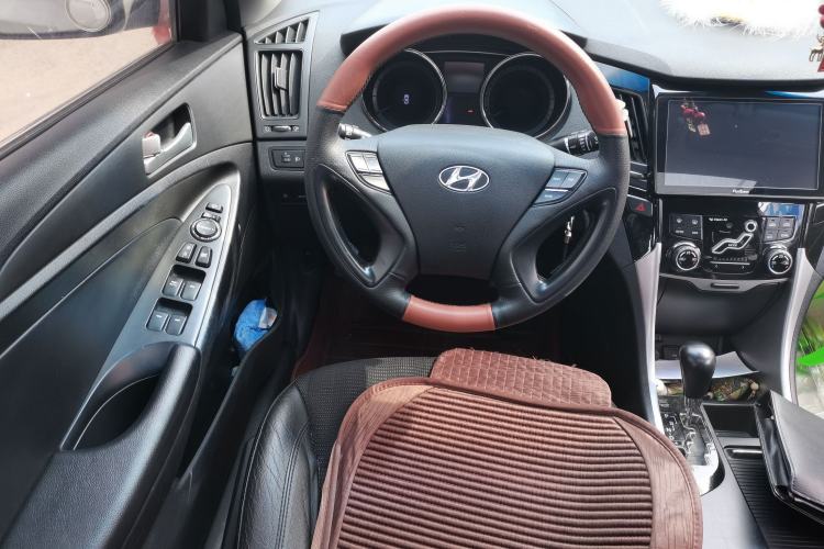 Used Hyundai Sonata 2011 2.0L Automatic Leading Edition