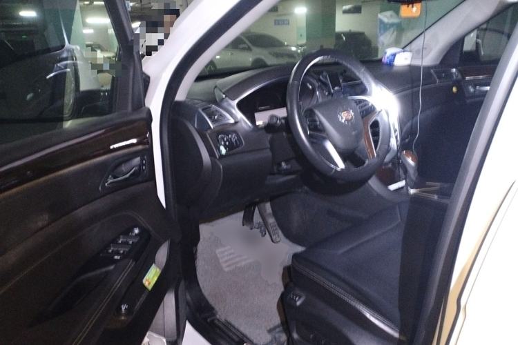 Used Cadillac SRX 2014 3.0L Luxury Model
