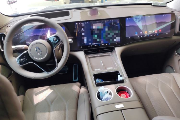 Used Hima AITO M8 2025 Extended-Range Max+ Version 53.4 kWh 6-Seater Edition Center Console