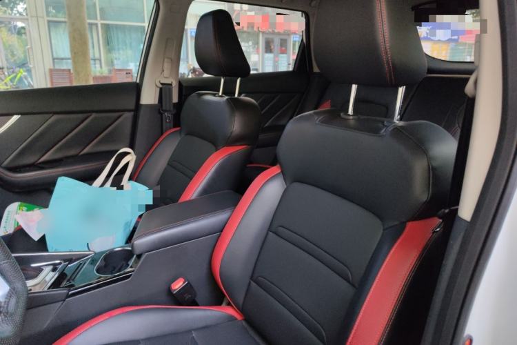 Used Venucia T60 2020 1.6L CVT Smart Drive Version China VI Standard
