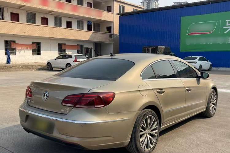 Used Volkswagen FAW-Volkswagen CC 2016 1.8TSI Luxury Model
