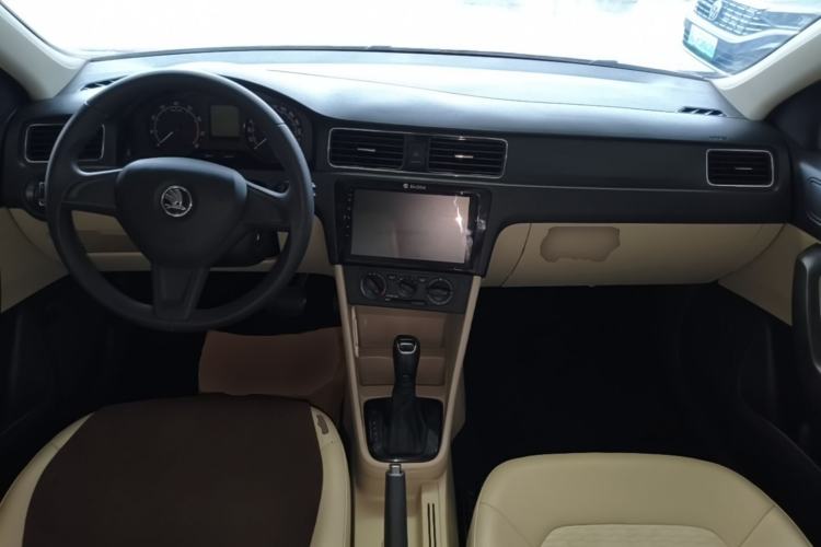 Used Skoda Rapid 2016 1.6L Automatic Chuanxing Edition
