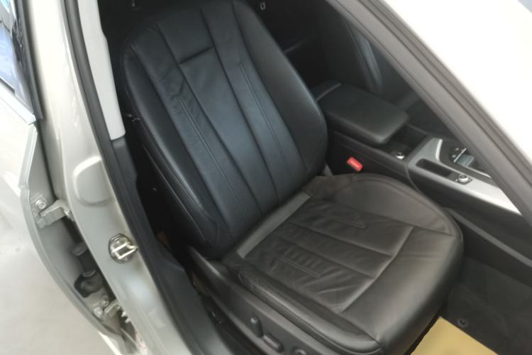 Used Audi A4L 2019 40 TFSI Fashion Edition China VI Emission Standard