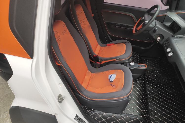 Used Baojun E100 2019 250KM Smart Drive Edition Right Front Seat