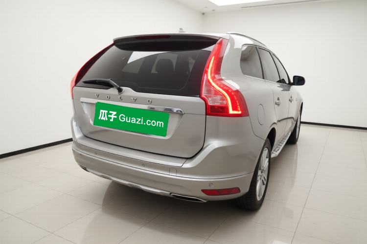 Used Volvo XC60 2016 T5 AWD Zhiyuan Edition Rear Right 45 Deg