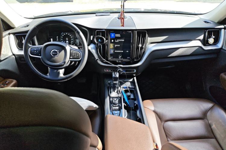 Used Volvo XC60 2019 T5 4x4 Smart Edition China VI Standard
