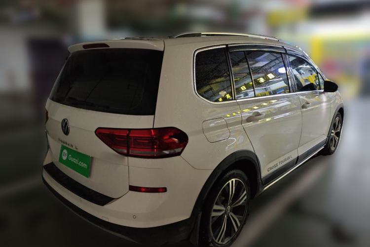 Used Volkswagen Touran 2021 Volkswagen Touran L 280TSI DSG Boundary Edition 7-Seater