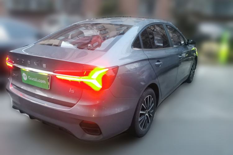 Used Roewe i5 2021 Revised Version 1.5L CVT Diamond Edition
