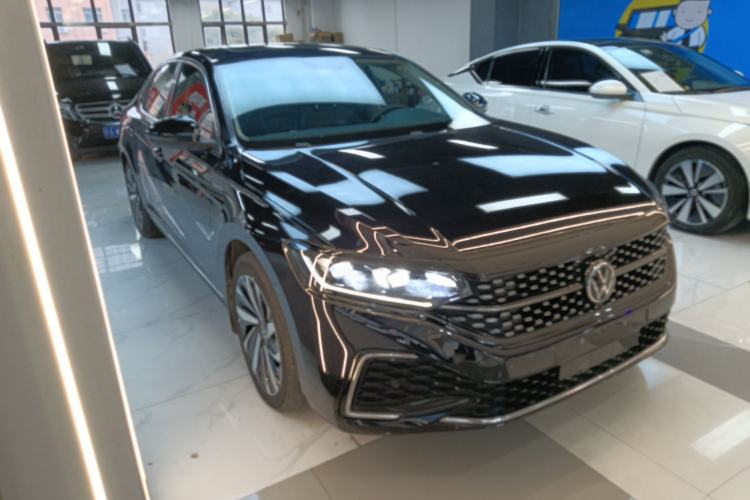 Used Volkswagen Passat 2022 330TSI Starry Elite Edition