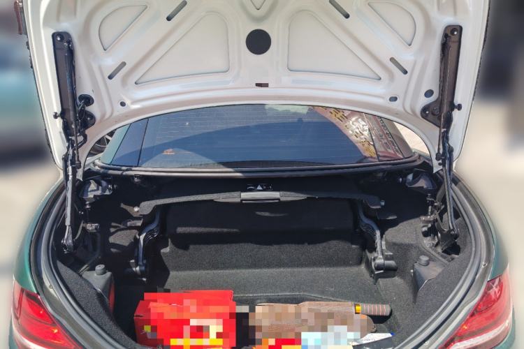Used Mercedes-Benz SLC 2018 SLC 260 Zhu Yan Special Edition Trunk