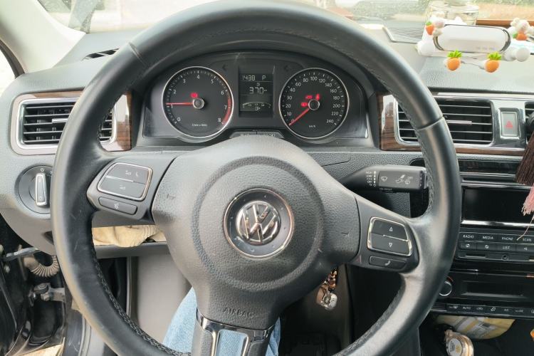 Used Volkswagen Santana 2013 1.6L Automatic Luxury Edition