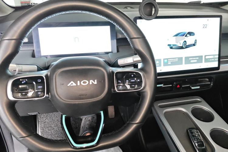Used AION Y 2023 Plus 510 Smart Edition
