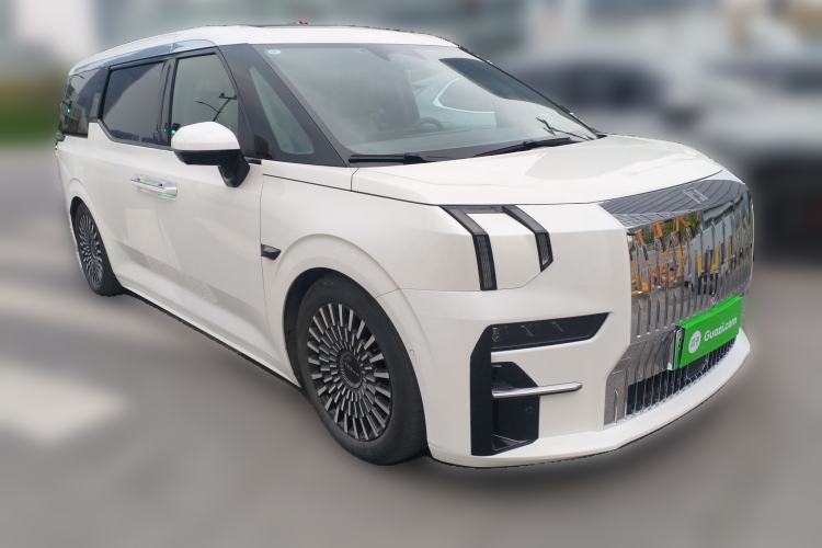 Used Zeekr 009 2022 WE Edition

