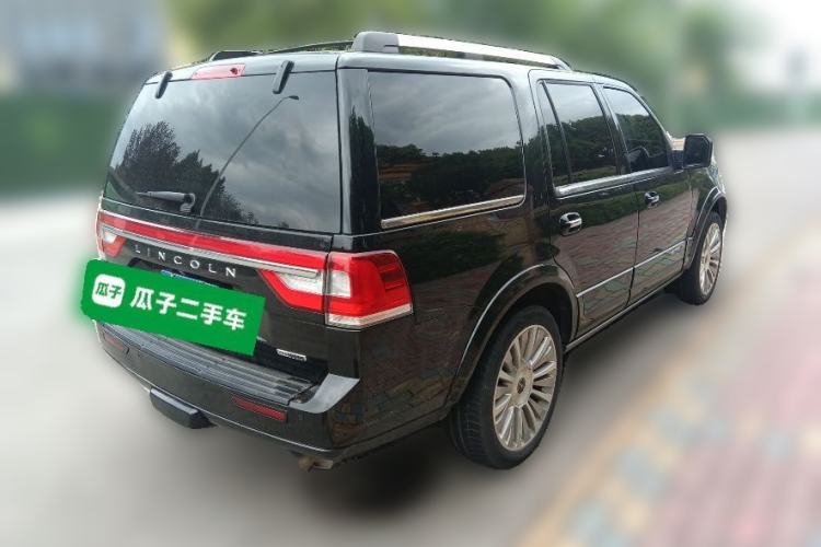 Used Lincoln Navigator 2016 3.5T AWD Rear Right 45 Deg