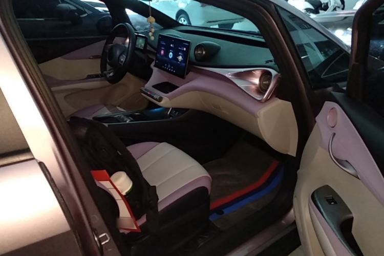 Used BYD Dolphin 2021 405 km Fashion Edition
