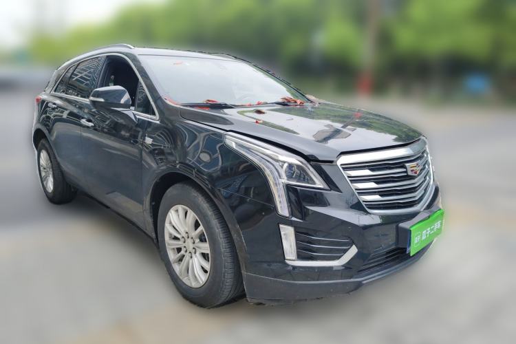 Used Cadillac XT5 2018 25T Tech Model Front Right 45 Deg