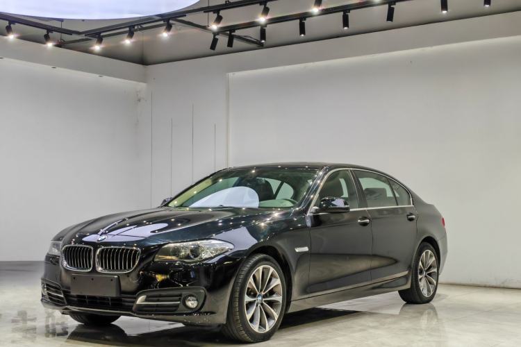 Used BMW 5 Series 2017 525Li Leading Model