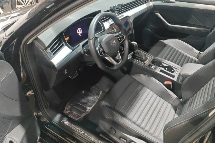 Used Volkswagen Magotan 2023 2 Million Units Limited-Edition 280TSI DSG Comfort Version
