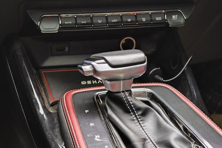 Used CHANGAN OSHAN X5 2021 1.5T DCT Luxury Edition Gear Lever