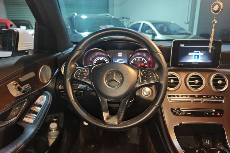 Used Mercedes-Benz GLC 2019 GLC 300 L 4MATIC Dynamic Model
