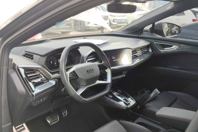 Used Audi Q5 e-tron 2023 40 e-tron Starry Edition Mecha Kit