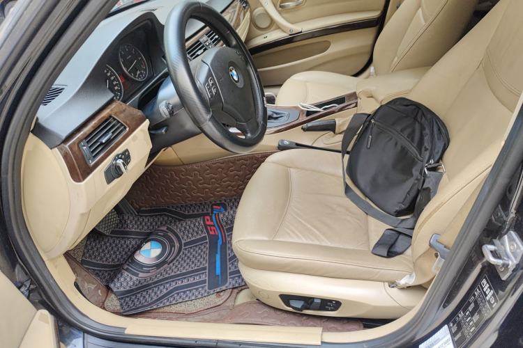 Used BMW 3 Series 2011 320i Sport Edition Left Front Seat