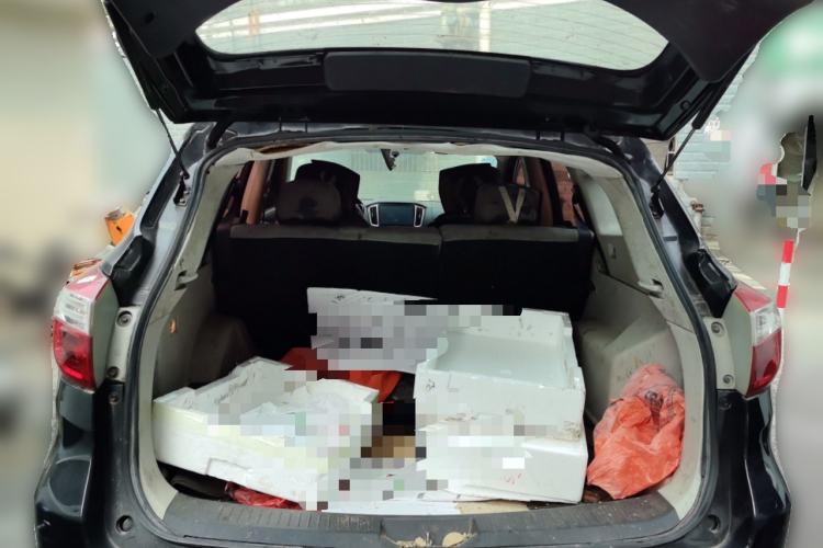 Used Venucia T70 2015 1.6L Manual Ruixing Edition Trunk