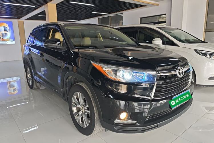 Used Toyota Highlander 2015 2.0T Two-Wheel Drive Elite Edition 7 Seats
