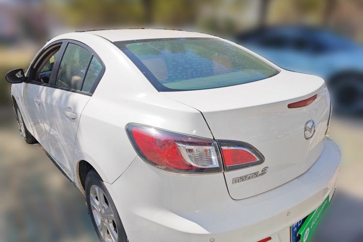 Used Mazda Mazda 3 2015 Sedan 1.6L Automatic Elite Model